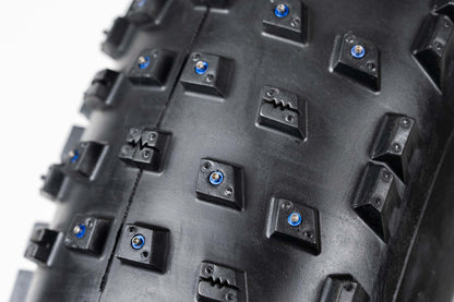 Big Quill Pig - Studdable Tire